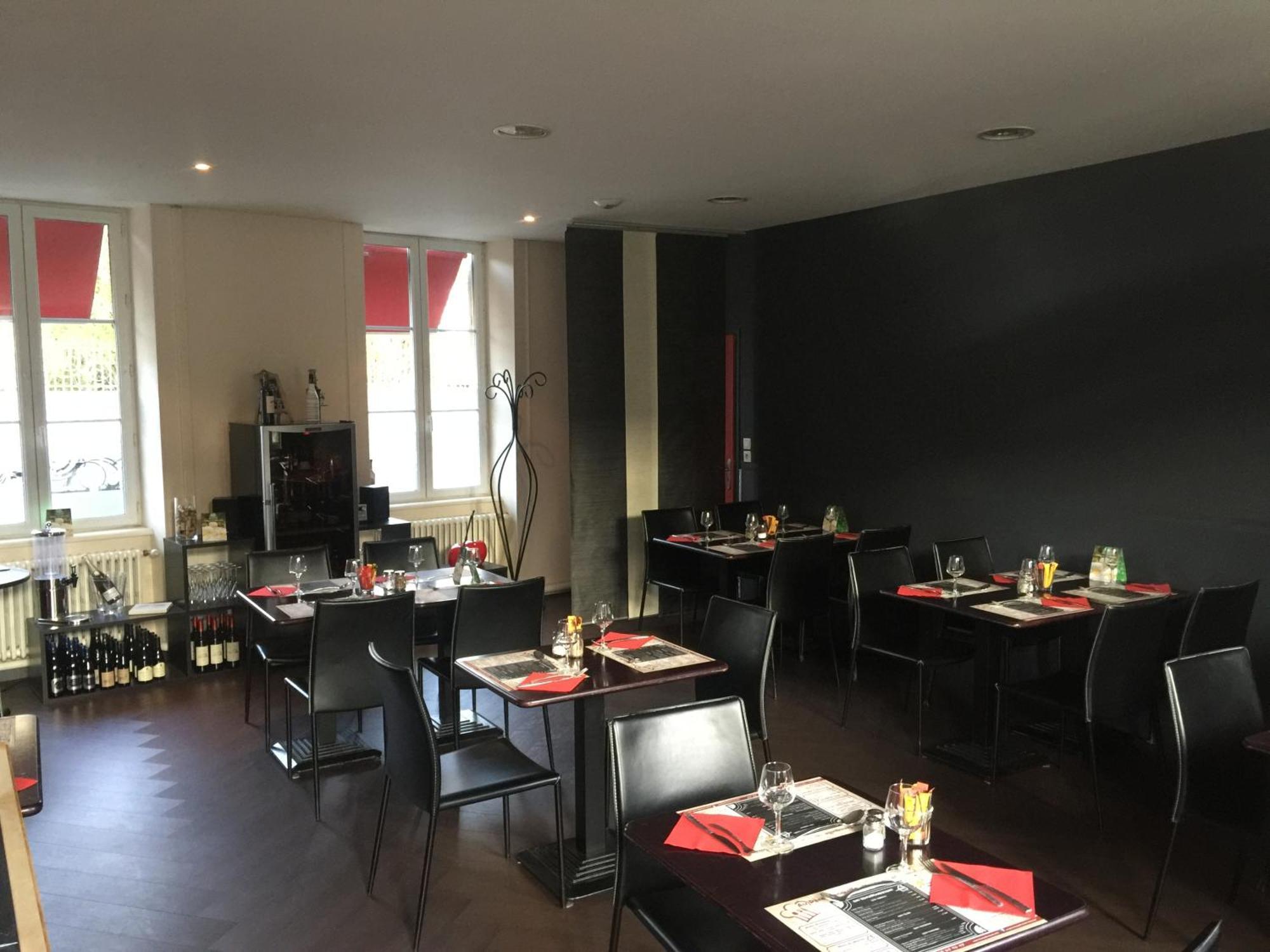 Au Pere Tranquille Hotel Tinchebray-Bocage Ngoại thất bức ảnh